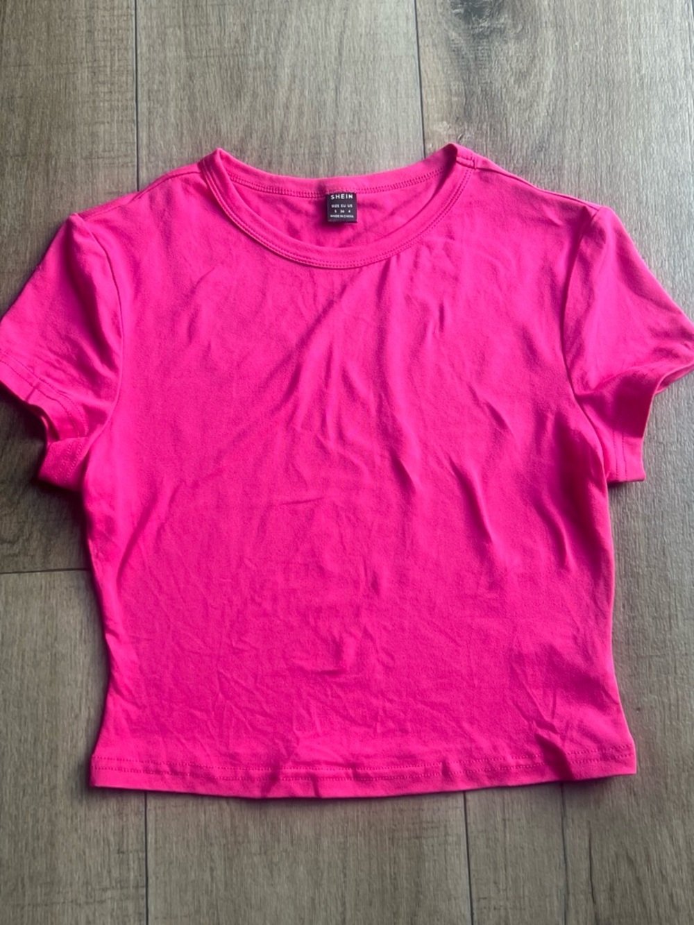 SHEIN Hot Pink Cropped Crewneck Short Sleeve Tee
